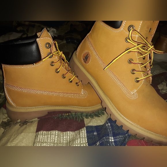 G.H. Bass Boots - Picture 1 of 5